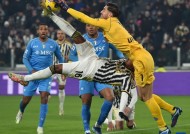 关于意甲赛程吃紧；那不勒斯集结日更衣室发声；悬念犹存；球探报告显示潜力的信息-JIUYOU GAMES