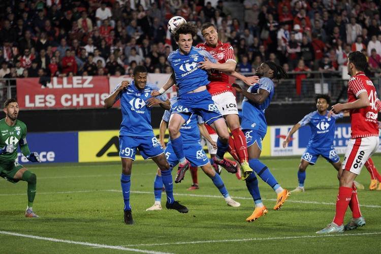 北京国安今夜防线松动，志在法国杯名次提升，悬念犹存，控场能力受关注的简单介绍