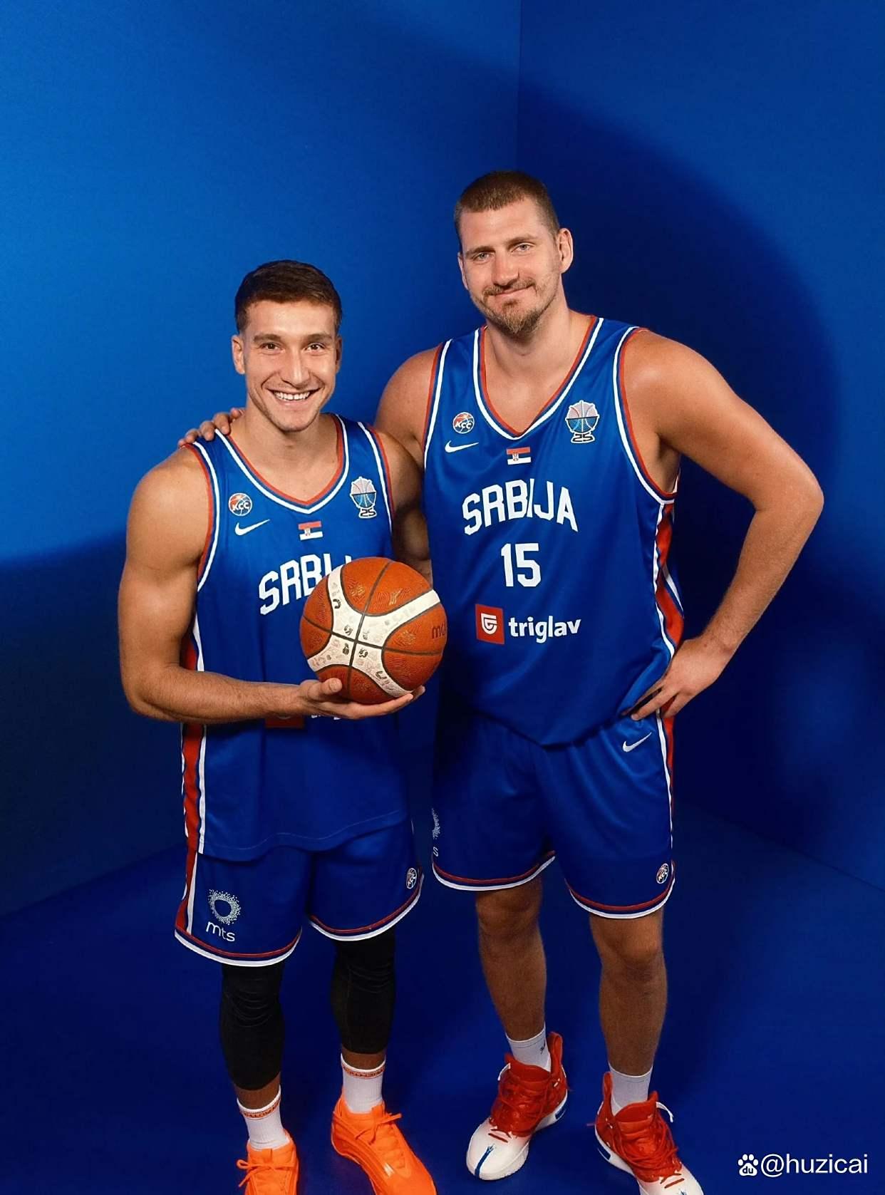 赛地聚焦：欧篮联加时末段热度飙升，奥兰多魔术强势反弹，悬念犹存，临场指挥获称赞的简单介绍